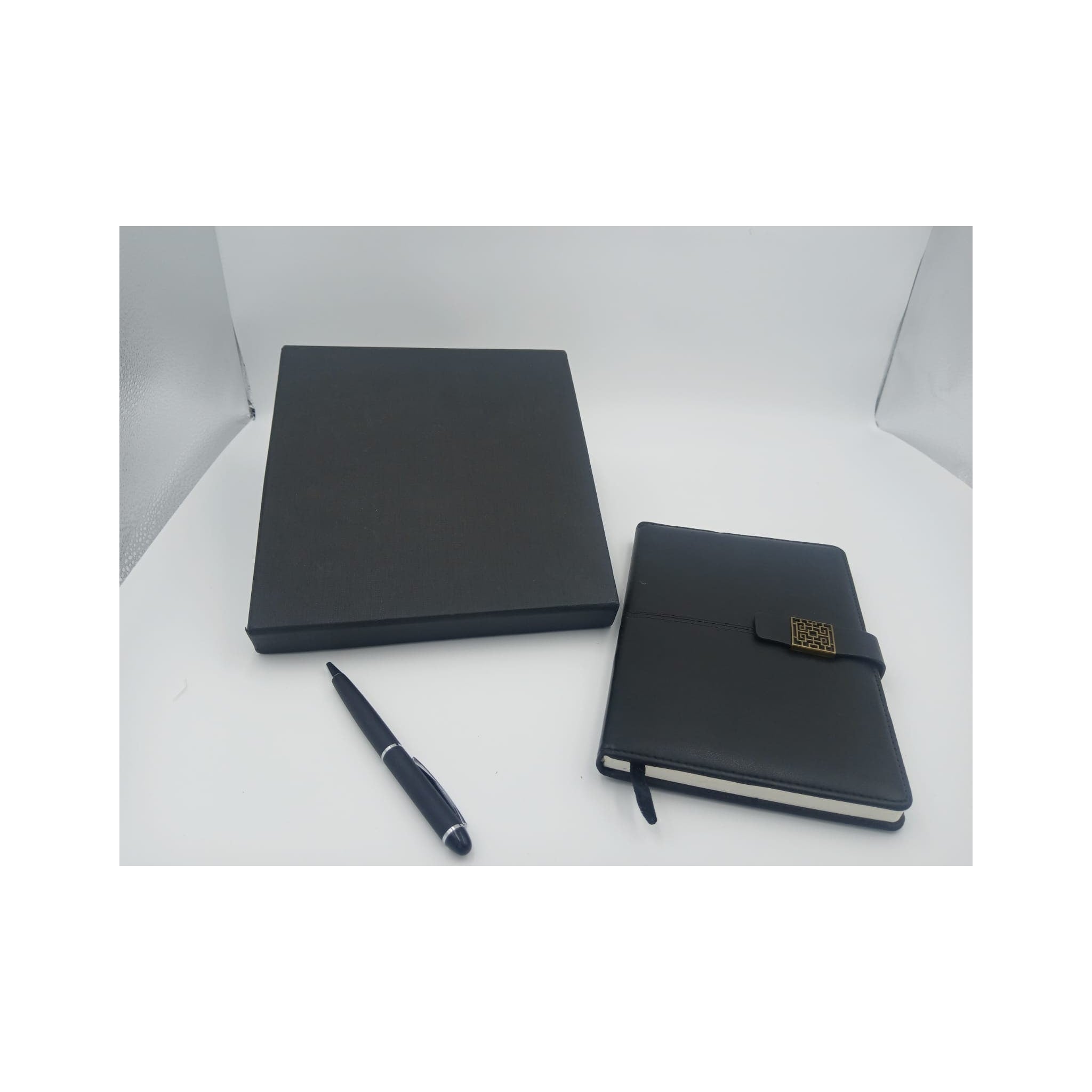 Navy Diary, Pen & Gift Box Set - Navy Blue Gift Set | GiftAGuru